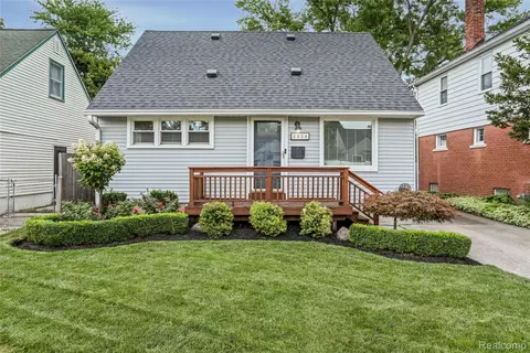 3326 Cummings Ave, Royal Oak, MI 48073