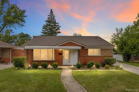 30641 Whittier Ave, Madison Heights, MI 48071