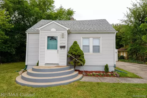 23532 Eureka Ave, Warren, MI 48091