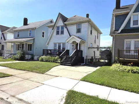 116 Walnut St, River Rouge, MI 48218