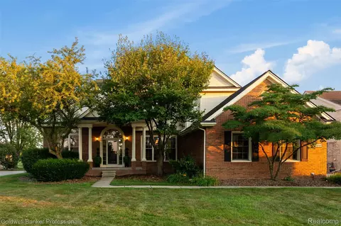 46969 Glastonbury Dr, Canton, MI 48188