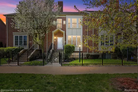 1757 Townsend St, Detroit, MI 48214