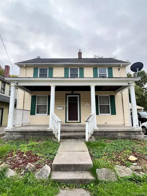 254 Lockwood St, Saginaw, MI 48602