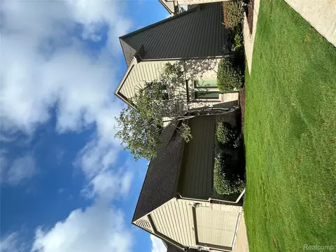 24605 Enchanted Dr, Novi, MI 48374