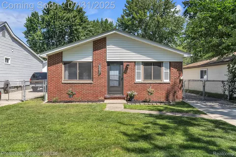 33520 Hiveley St, Westland, MI 48186