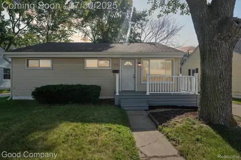 3578 Greenfield Rd, Berkley, MI 48072