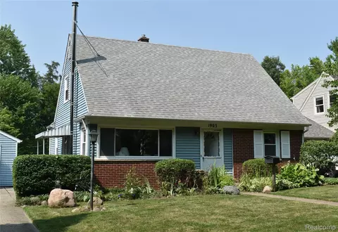 1903 Crestland St, Ann Arbor, MI 48104