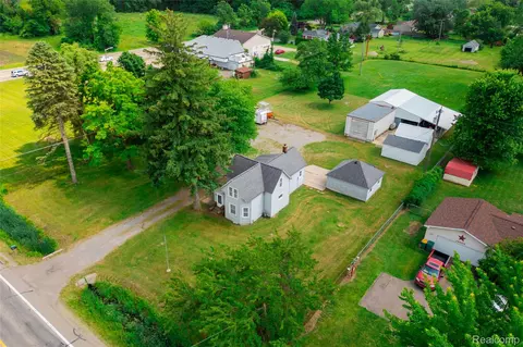 29463 Sibley Rd, Huron, MI 48174