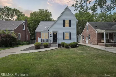 2931 N Vermont Ave, Royal Oak, MI 48073