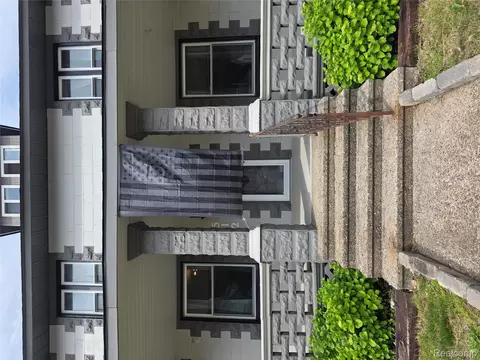 512 W Munising Ave, Munising, MI 49862