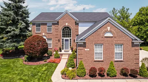 393 Pleasant Ridge Dr, Canton, MI 48188