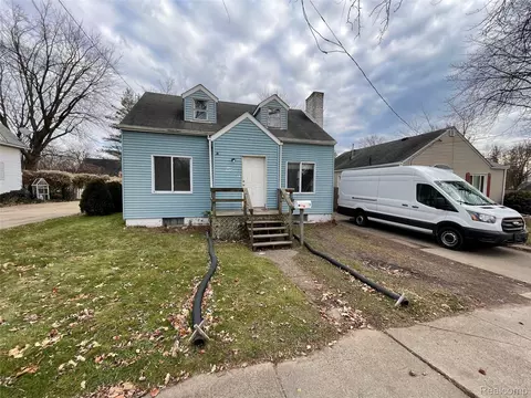 516 S Wheeler St, Saginaw, MI 48602