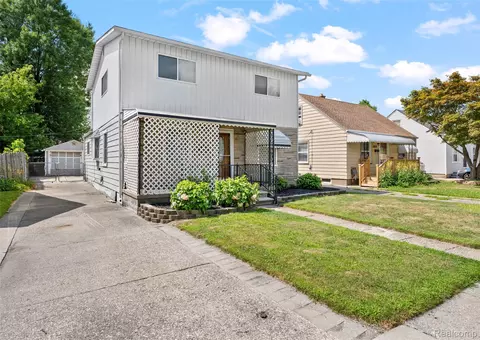 6826 Republic Ave, Warren, MI 48091