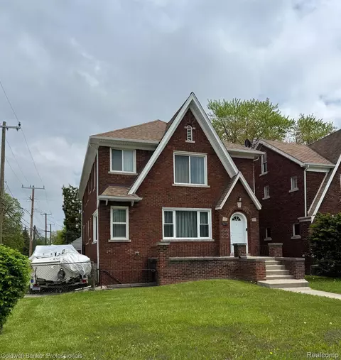 5814 Chalmers St, Detroit, MI 48213