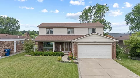44644 Crestmont Dr, Canton, MI 48187