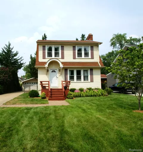 413 E 7th St, Royal Oak, MI 48067