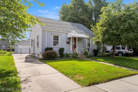 3025 Academy St, Dearborn, MI 48124