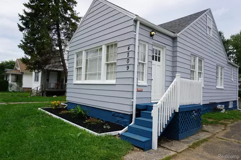 4209 Custer Ave, Flint, MI 48507