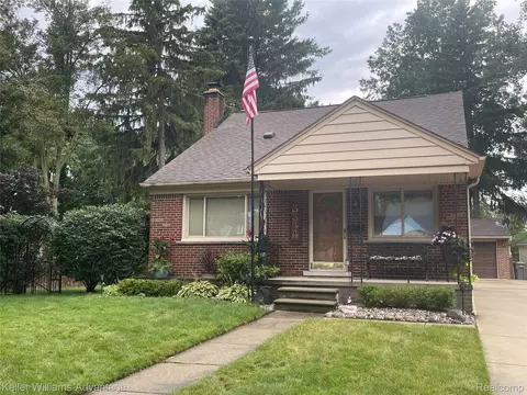 3344 Bennett St, Dearborn, MI 48124