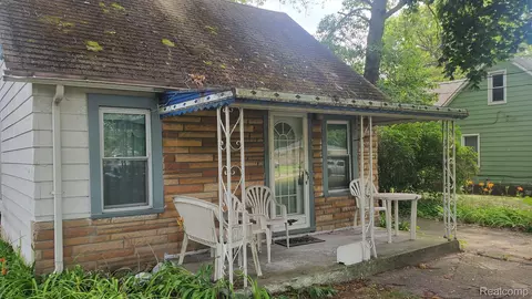 3448 Dallas Ave, Warren, MI 48091