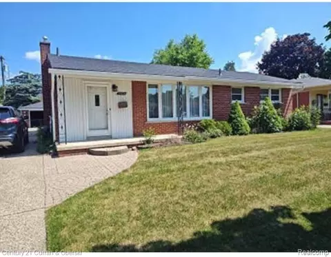 35824 W Chicago St, Livonia, MI 48150
