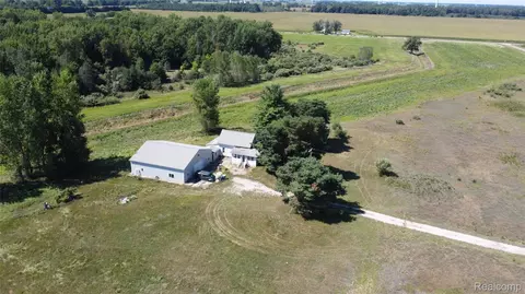 22735 Ederer Rd, Lakefield, MI 48637