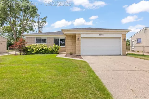 38735 Summers St, Livonia, MI 48154