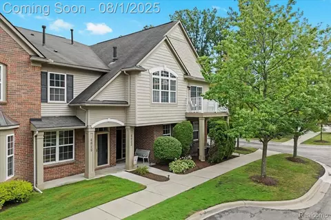 4023 Norwich Dr, Canton, MI 48188