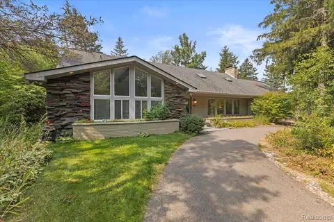 7871 Caberfae Trl, Independence, MI 48348