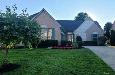 59675 Glacier Ridge S W, Washington, MI 48094