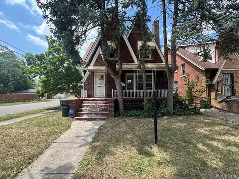 15401 Sorrento St, Detroit, MI 48227