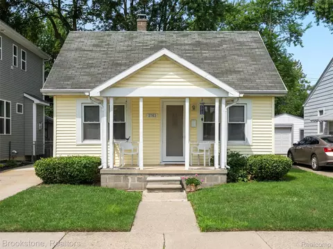 3763 Gardner Ave, Berkley, MI 48072