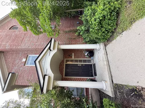 5705 Hampshire Ln, Ypsilanti, MI 48197
