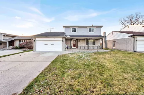 36687 La Marra Dr, Sterling Heights, MI 48310