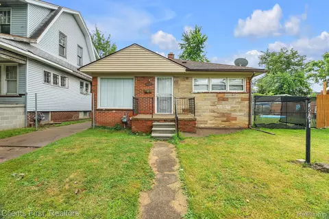 10351 Aurora St, Detroit, MI 48204