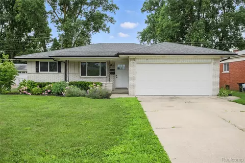4948 Sanford Dr, Sterling Heights, MI 48310