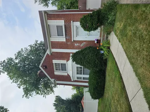 10160 W Outer Dr, Detroit, MI 48223