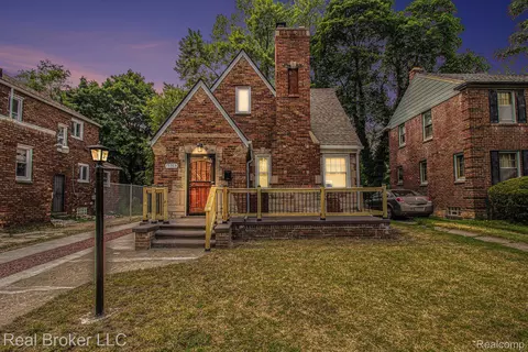 15763 Mansfield St, Detroit, MI 48227