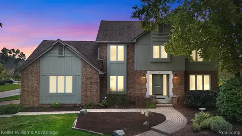 17470 Cameron Dr, Northville, MI 48168