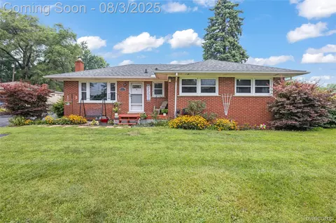 44940 Tyler Rd, Van Buren, MI 48111