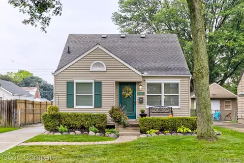 3215 N Wilson Ave, Royal Oak, MI 48073