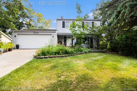 950 Lennox St, Ann Arbor, MI 48103