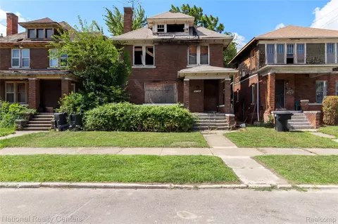 3736 Columbus St, Detroit, MI 48206