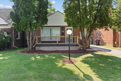 19307 Montrose St, Detroit, MI 48235