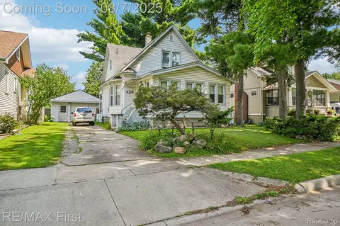 325 California Ave, Royal Oak, MI 48067