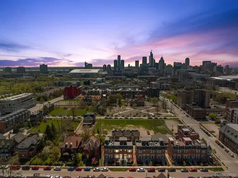 3148 John R Unit 22 Aka 232 Erskine, Detroit, MI 48201