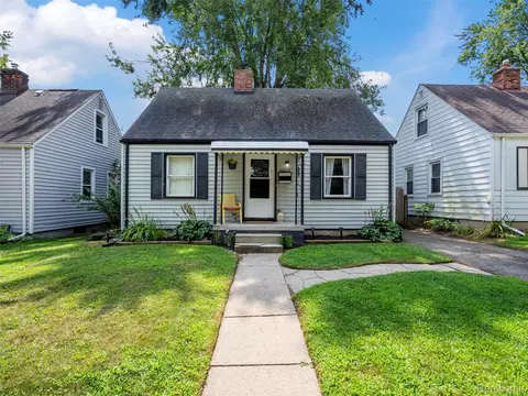 34225 Annapolis St, Wayne, MI 48184
