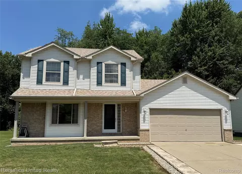 27588 Grandon Ave, Livonia, MI 48150