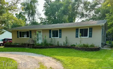 47555 Dequindre Rd, Rochester Hills, MI 48307