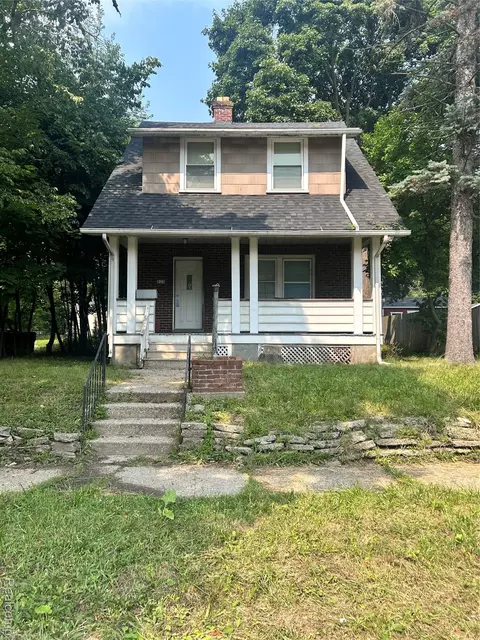 820 N Chevrolet Ave, Flint, MI 48504